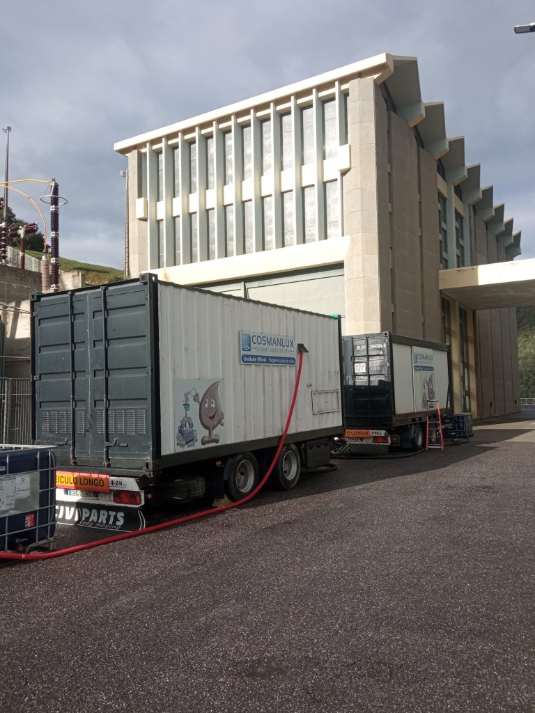 Regeneração de 28,5 T de óleo